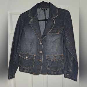 Cute Women's Dark Blue Denim Blazer Jacket. Great Condition. Size USM.